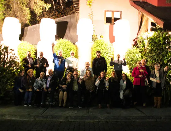 fd842f_2ccf582b7a6b4754b6f366a6ea9f7506-mv2