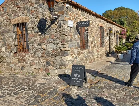 fd842f_441acb67d516463b8d8cf8aa83523cf8~mv2