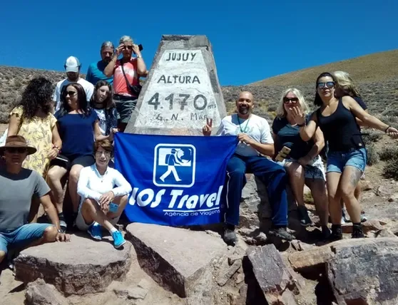 fd842f_84ca50fcf4374940889066827cba0472~mv2