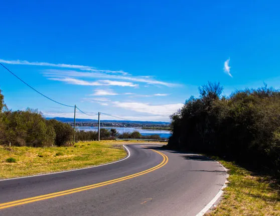 fd842f_b98b6c0f74064104b8a8c609a8ae31ba-mv2