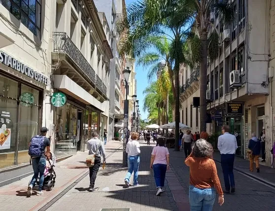 fd842f_e0487ef6a33d47219754cfea5352934d~mv2